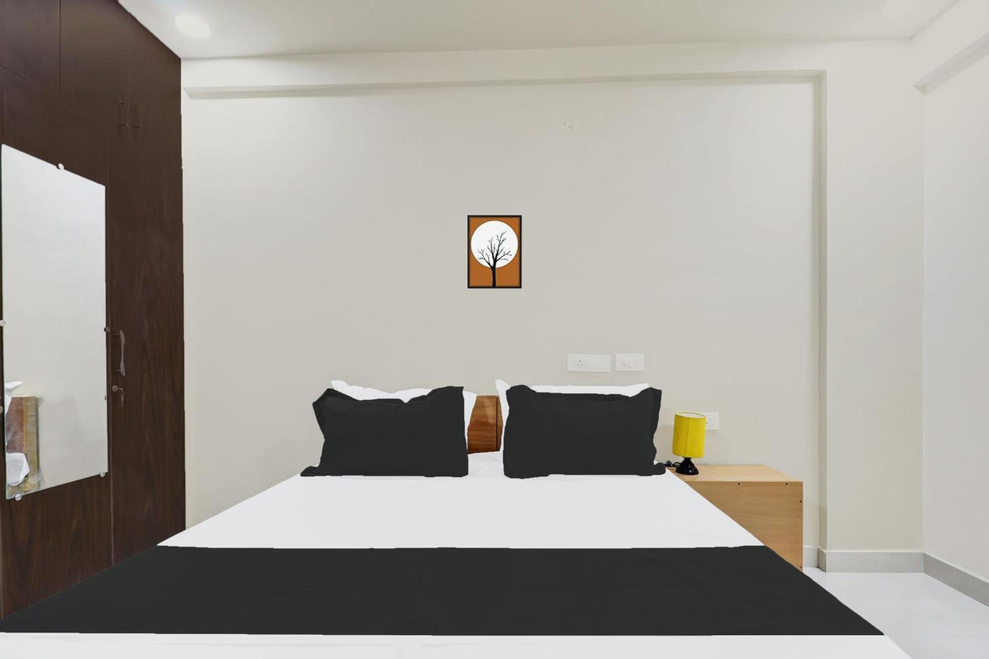 Super Hotel O Sri Harshitha Grand Near Zudio - Star Bazaar, Kundalhalli Gate Бангалор Экстерьер фото