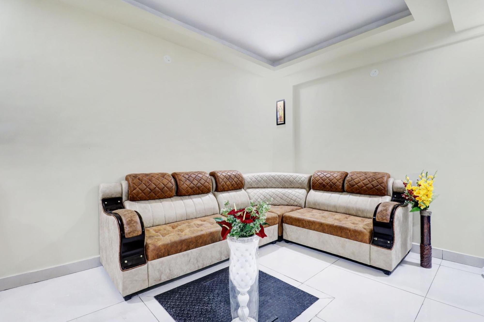 Super Hotel O Sri Harshitha Grand Near Zudio - Star Bazaar, Kundalhalli Gate Бангалор Экстерьер фото